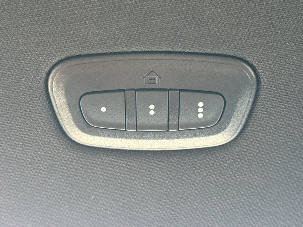 Used 2022 RAM 1500 Big Horn AWD/4WD image 32