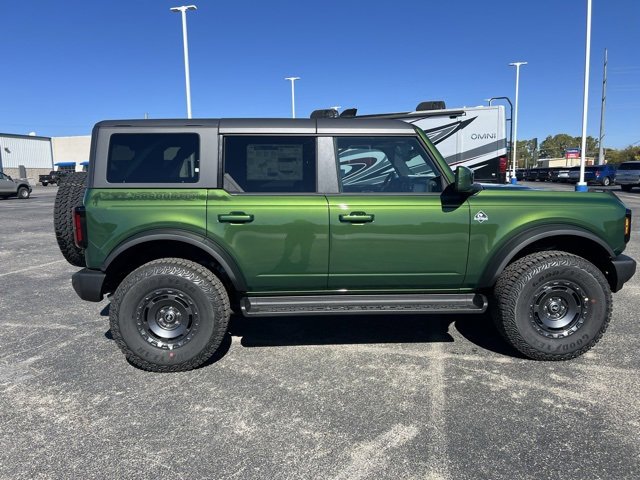 New 2025 Ford Bronco Outer Banks w/ Sasquatch Package image 6