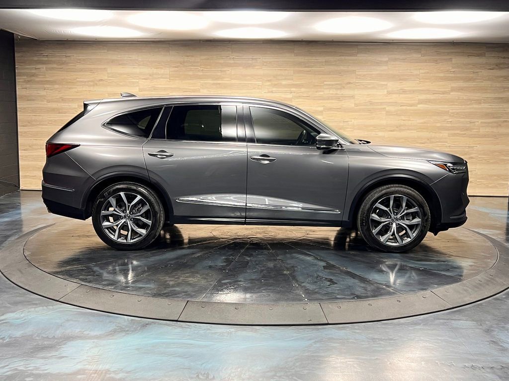 Used 2024 Acura MDX SH-AWD w/ Technology Package image 11