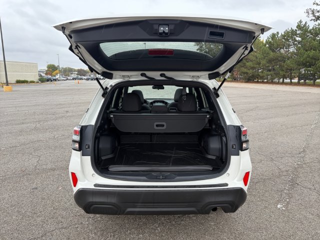 Used 2025 Subaru Forester Premium AWD/4WD image 18