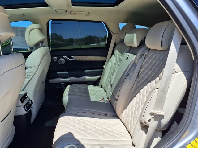 Used 2024 Genesis GV80 3.5T Advanced w/ Prestige Package AWD/4WD image 19