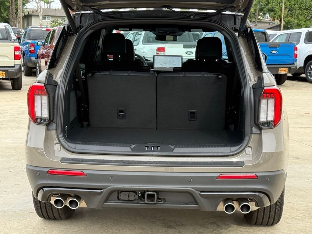New 2026 Ford Explorer ST w/ Sun And Sound Package AWD/4WD image 15