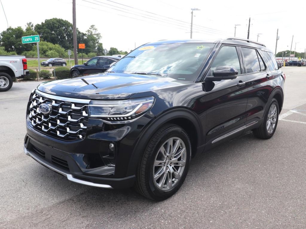 Used 2026 Ford Explorer Platinum RWD image 3