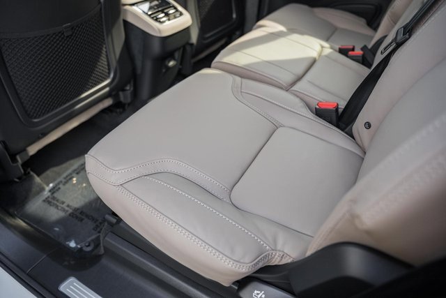 New 2026 Volvo XC90 B6 Ultra image 29