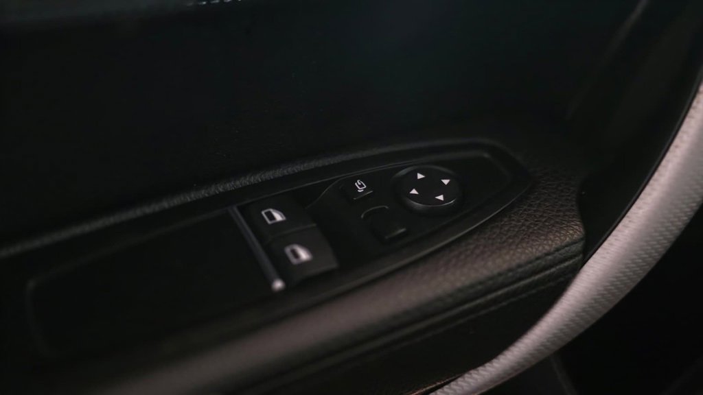 Used 2018 BMW M240i Coupe image 22