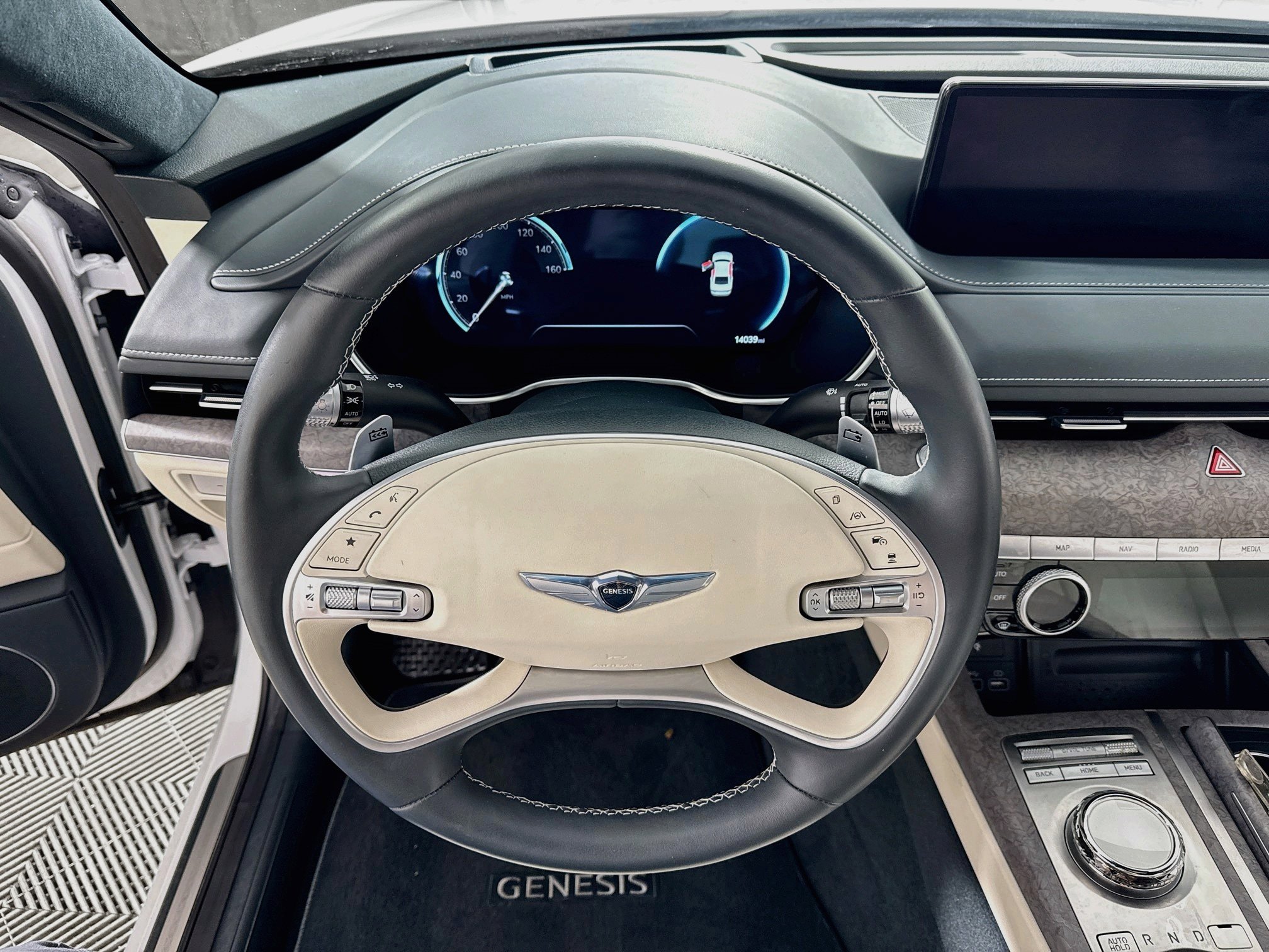 Used 2023 Genesis Electrified G80 AWD/4WD image 15