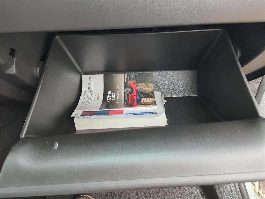 Used 2024 Chevrolet Blazer LT image 22