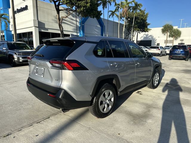 Used 2023 Toyota RAV4 LE image 33