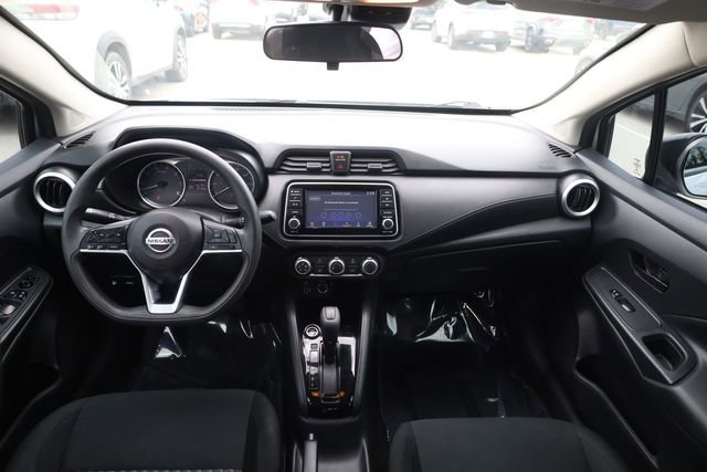 Used 2021 Nissan Versa S FWD image 10
