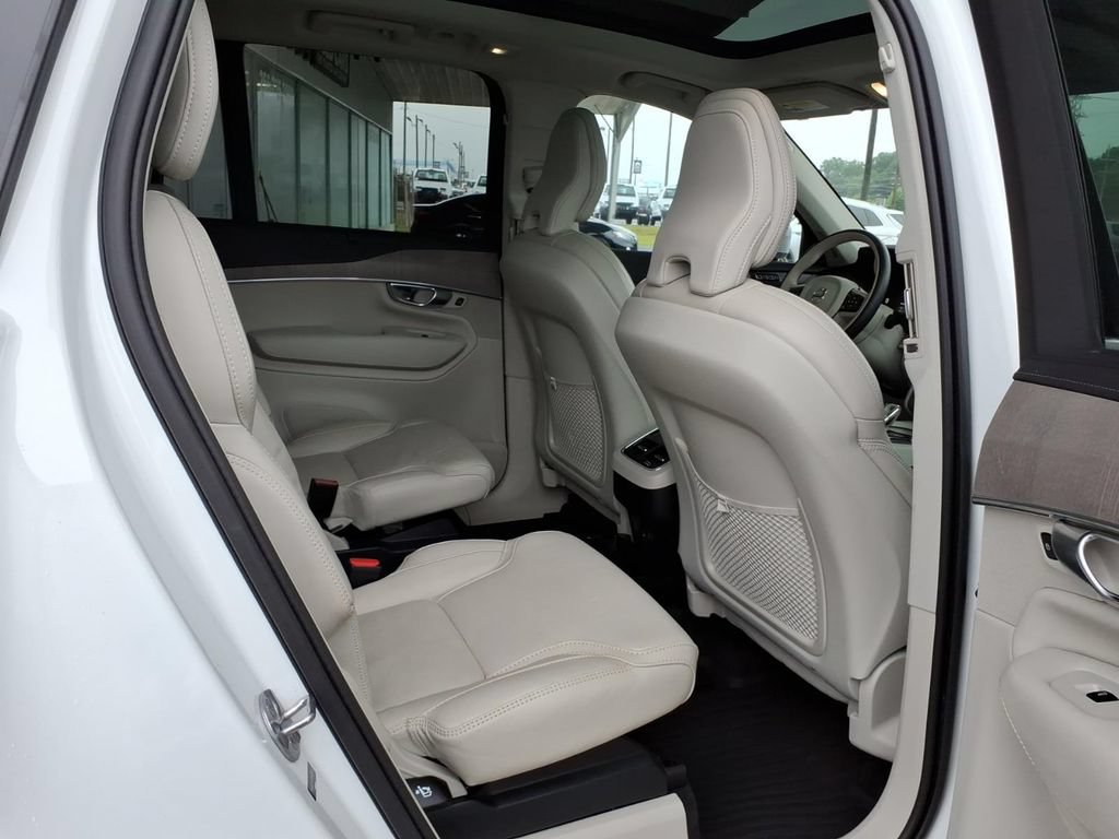 Used 2023 Volvo XC90 B6 Ultimate AWD/4WD image 12