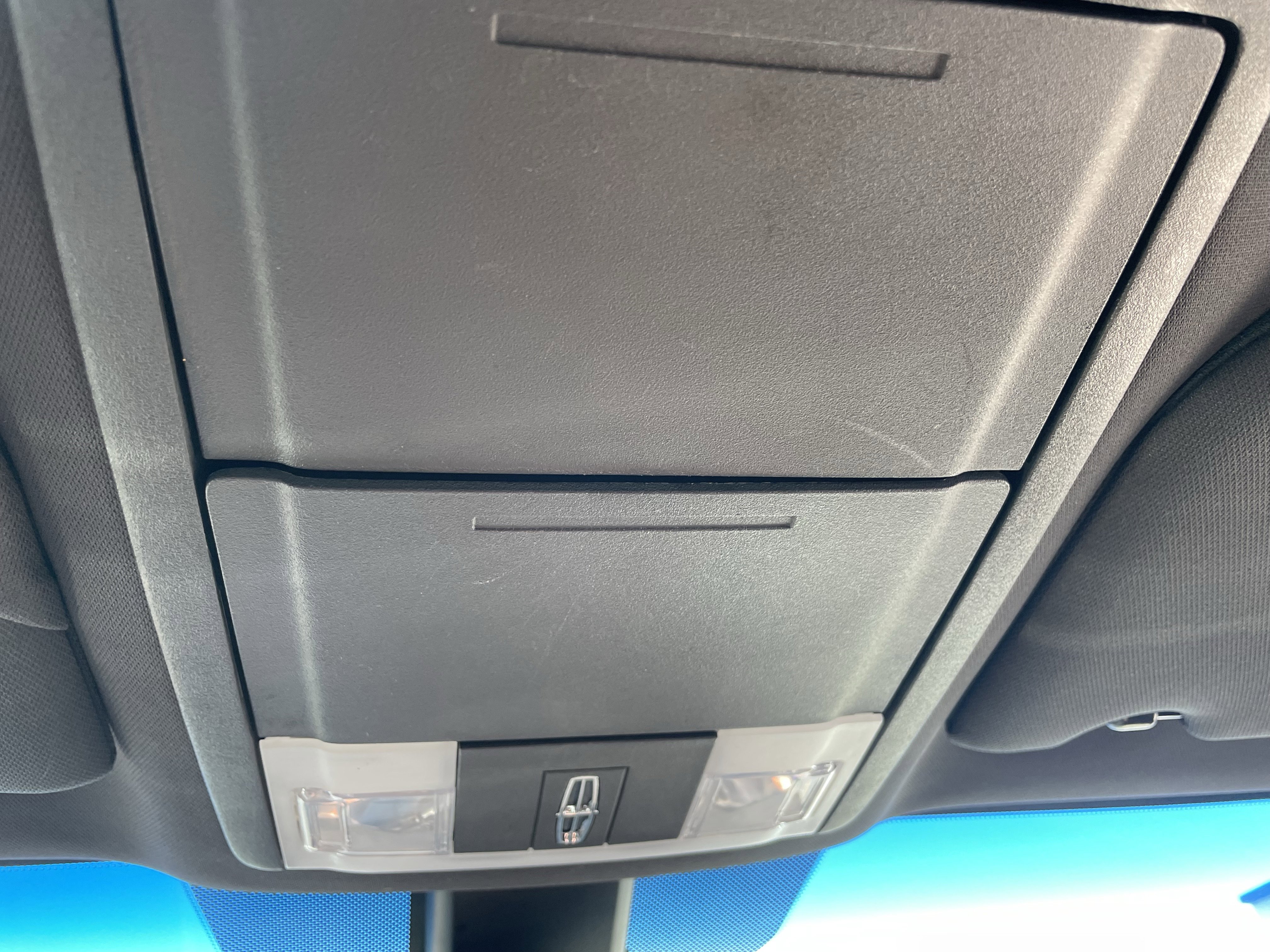 Used 2014 Lincoln MKS AWD w/ Equipment Group 101A image 24