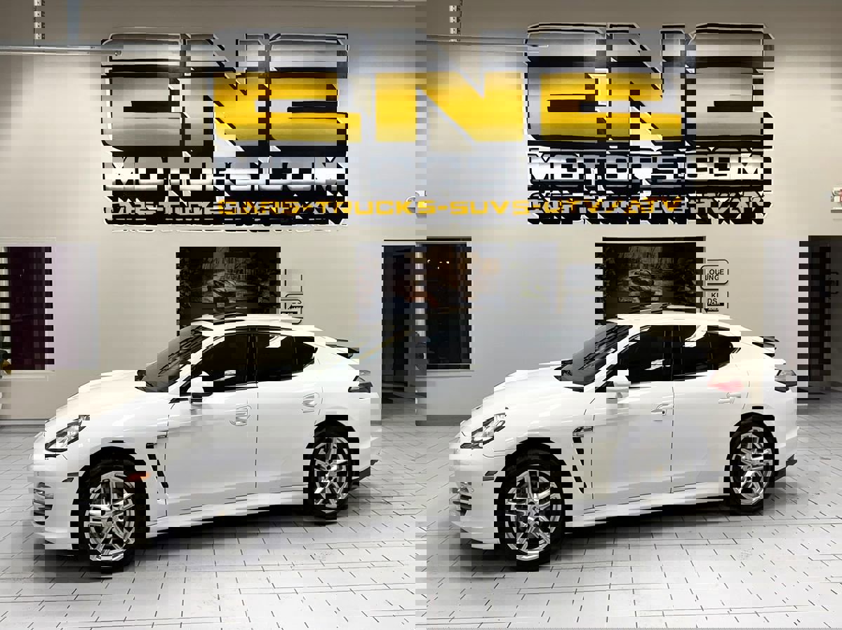 Used 2012 Porsche Panamera 4 image 4
