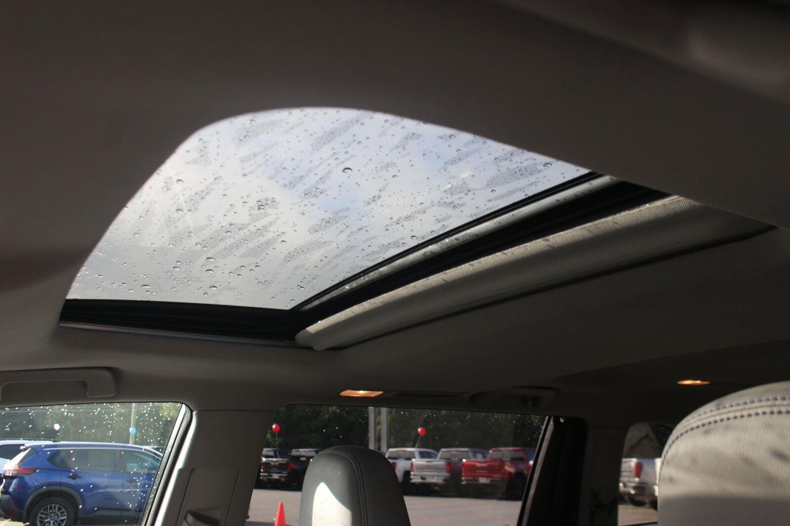 Used 2015 Toyota Highlander XLE FWD image 30
