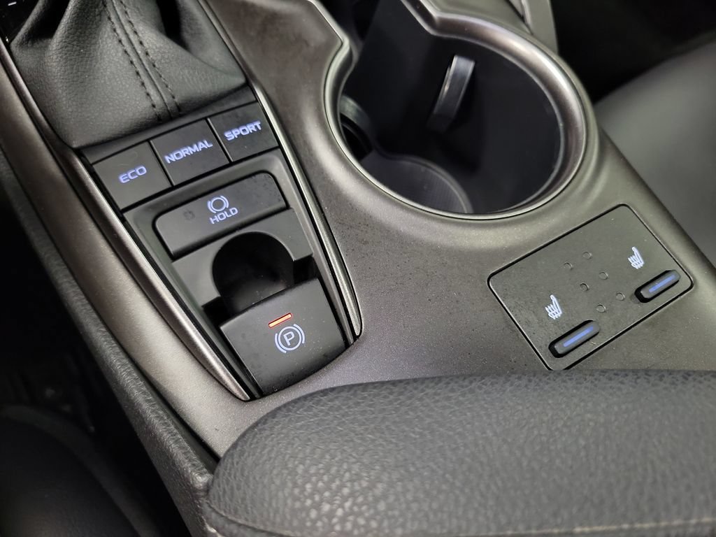 Used 2024 Toyota Camry XSE w/ Cold Weather Package FWD image 18