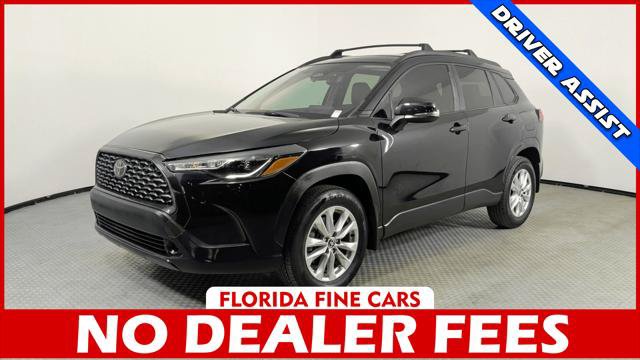 Used 2024 Toyota Corolla Cross LE FWD image 1