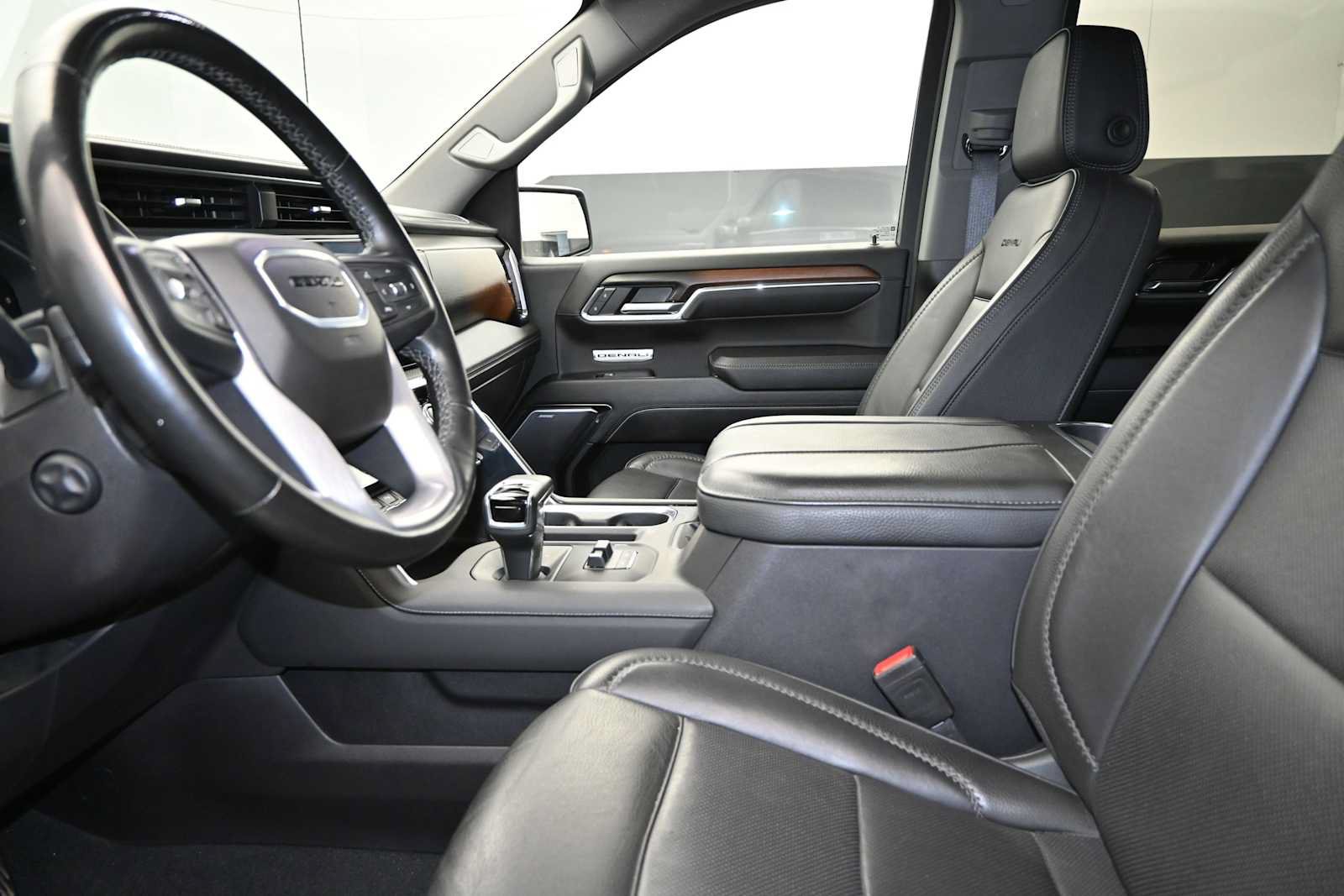 Used 2024 GMC Sierra 1500 Denali w/ Denali Reserve Package AWD/4WD image 21