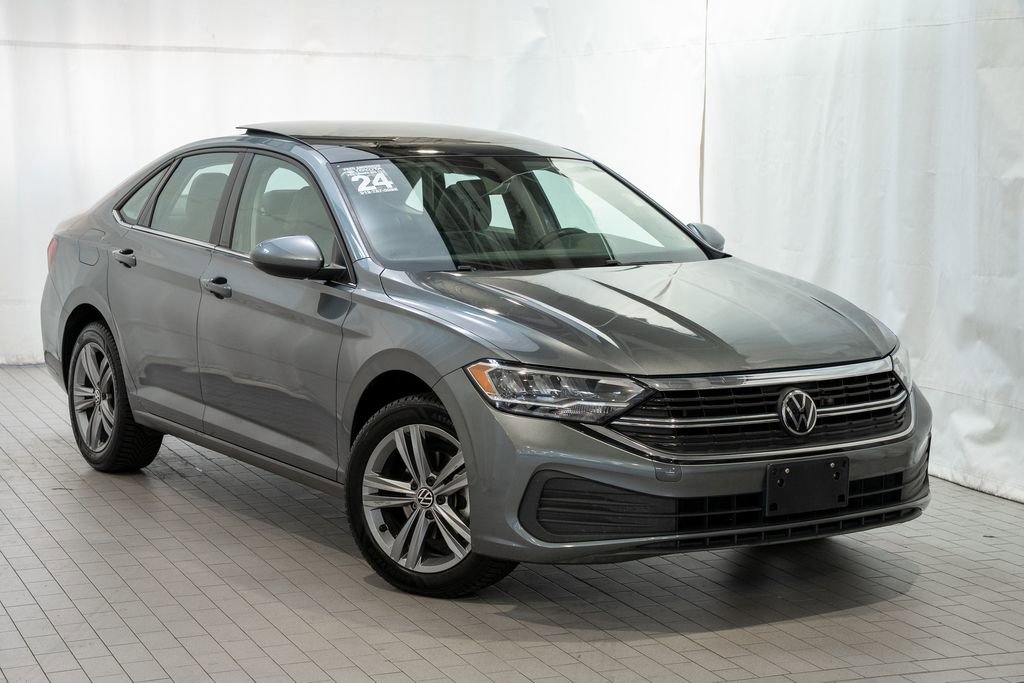 Used 2024 Volkswagen Jetta SE