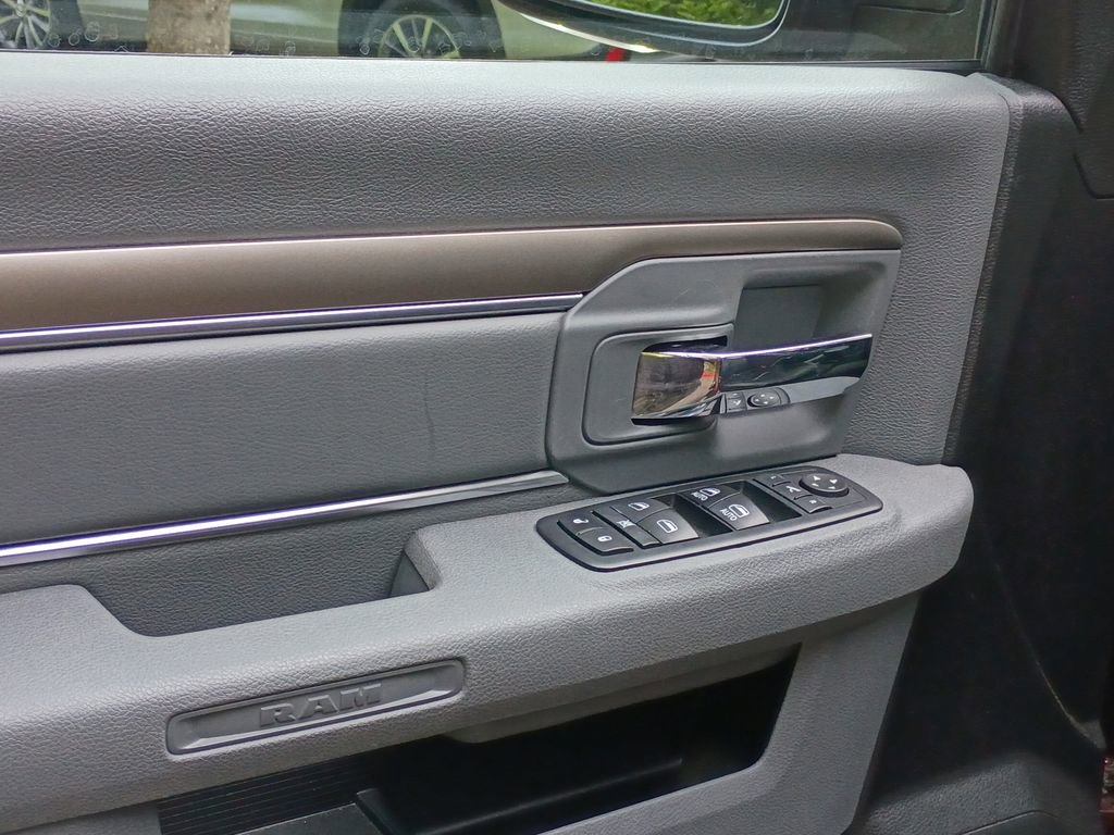 Used 2017 RAM 1500 Big Horn AWD/4WD image 14