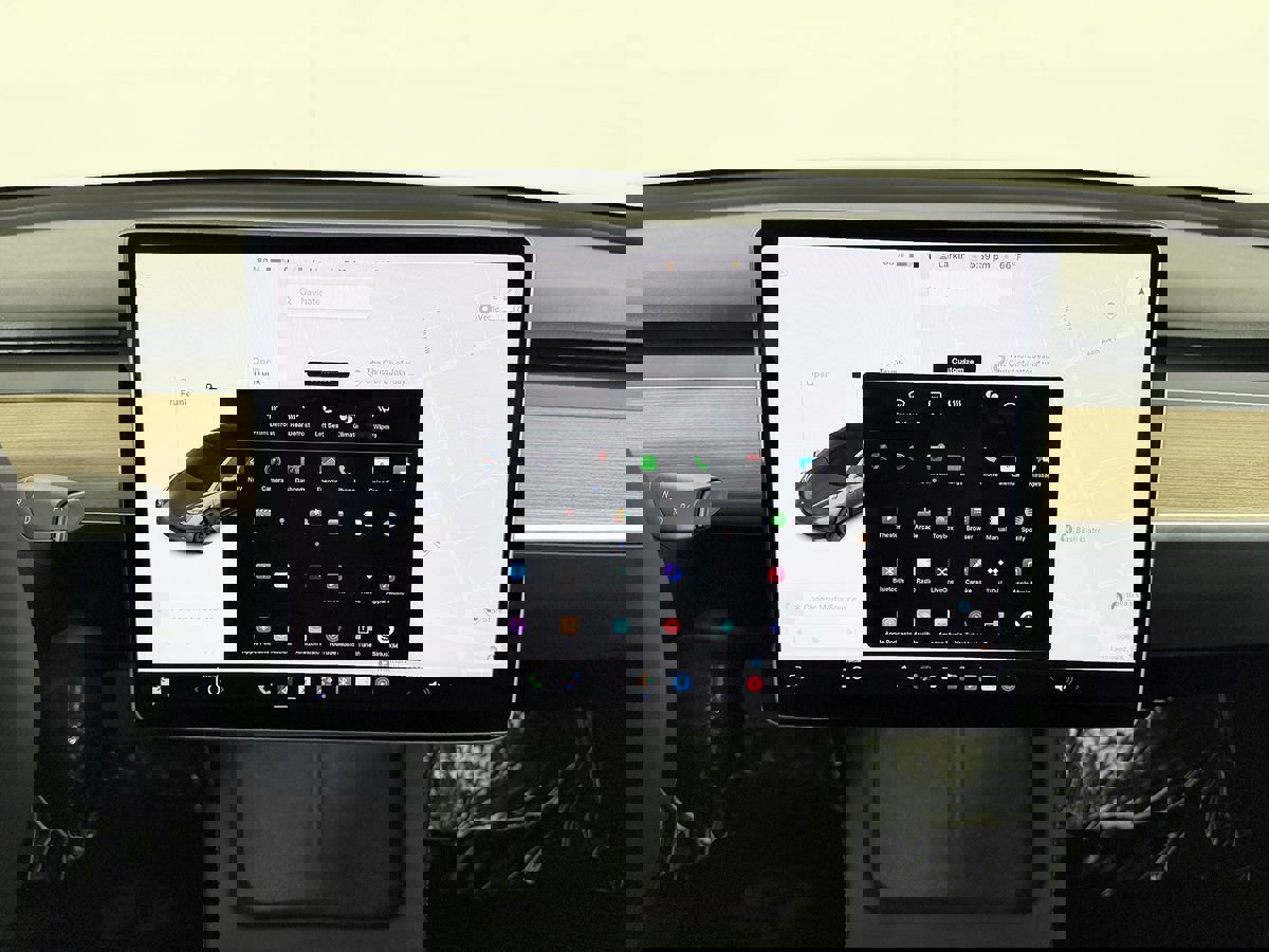 Used 2021 Tesla Model 3 Standard Range Plus image 58