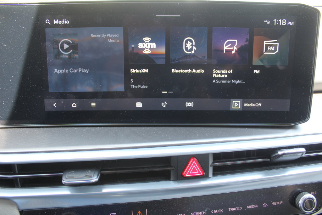 Certified 2024 Kia Sorento SX FWD image 53