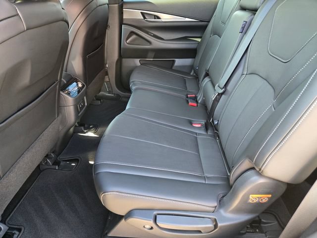 Certified 2026 INFINITI QX60 Pure w/ Cargo Package AWD/4WD image 12