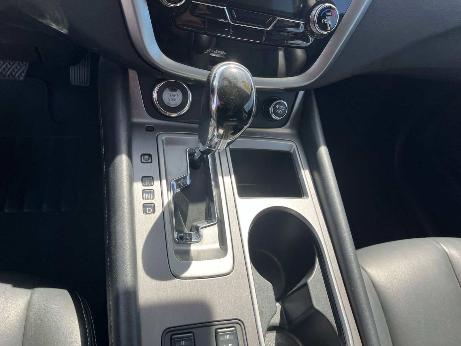 Used 2023 Nissan Murano SV image 41