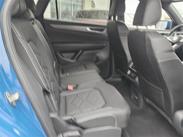 Certified 2025 Volkswagen Atlas Cross Sport SE image 16