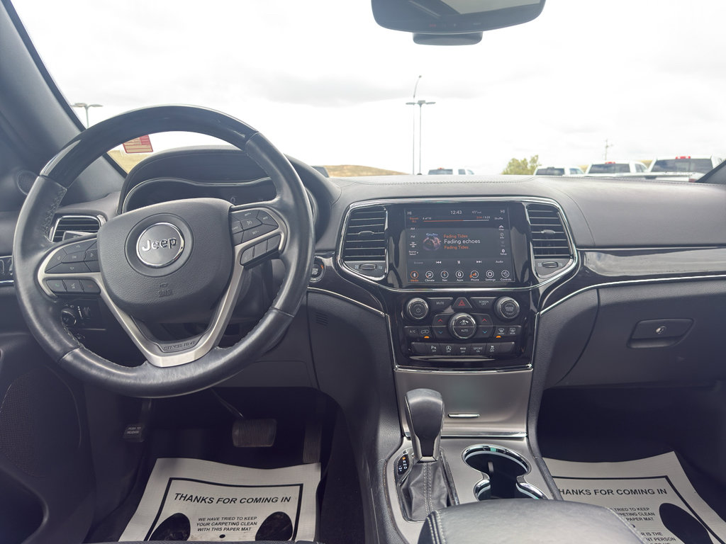 Certified 2020 Jeep Grand Cherokee Overland AWD/4WD image 13