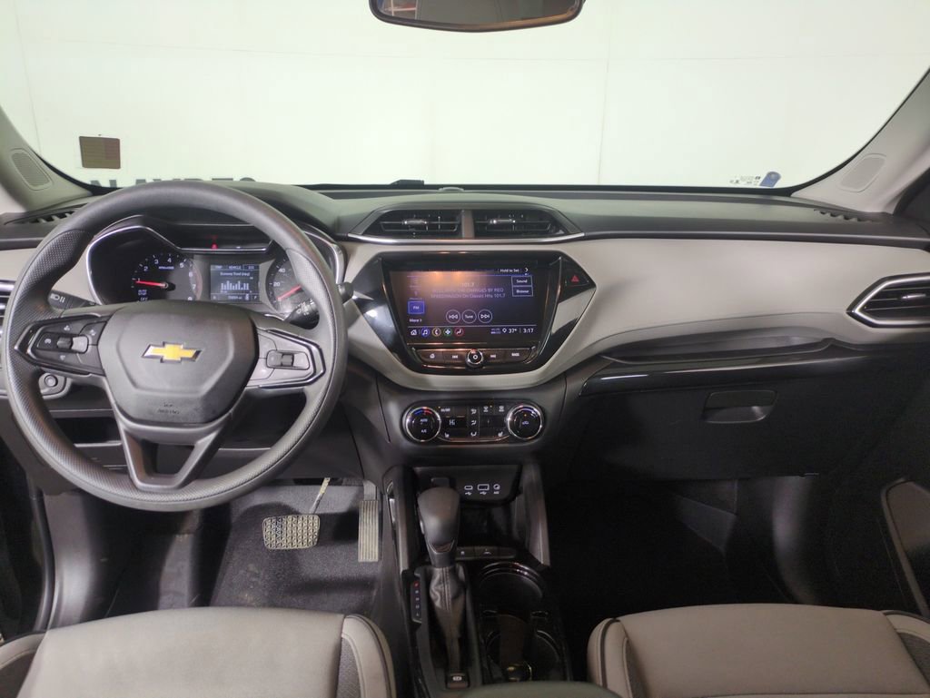 Used 2021 Chevrolet TrailBlazer LT w/ Convenience Package image 15