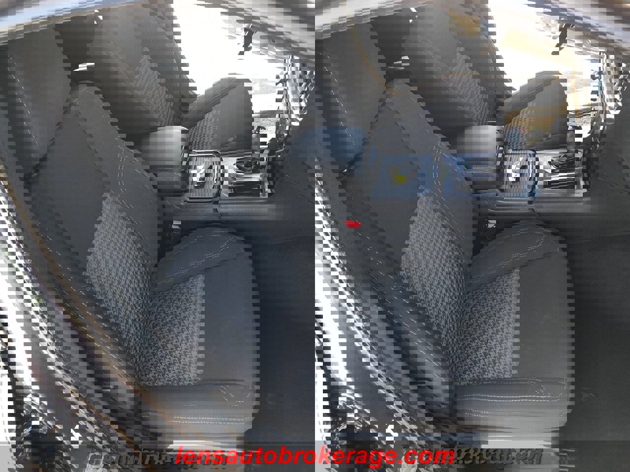 Used 2020 Dodge Charger SXT w/ Blacktop Package image 23