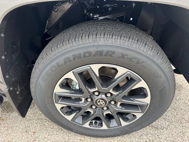 New 2026 Toyota Tundra Limited AWD/4WD image 10