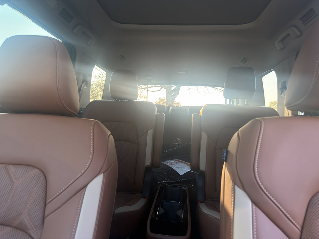 New 2026 Nissan Pathfinder Platinum image 30