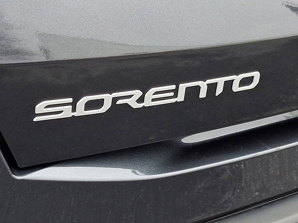 Used 2024 Kia Sorento S image 35