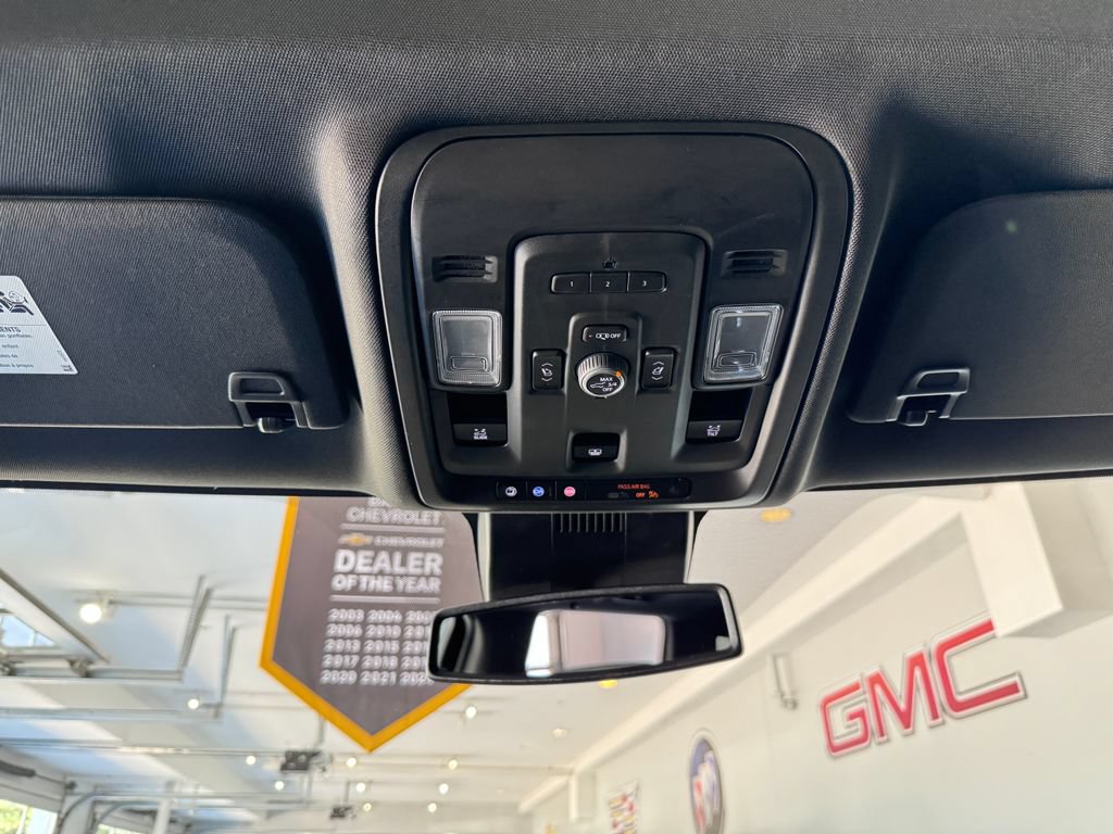 Certified 2023 Chevrolet Tahoe Z71 w/ Luxury Package AWD/4WD image 31