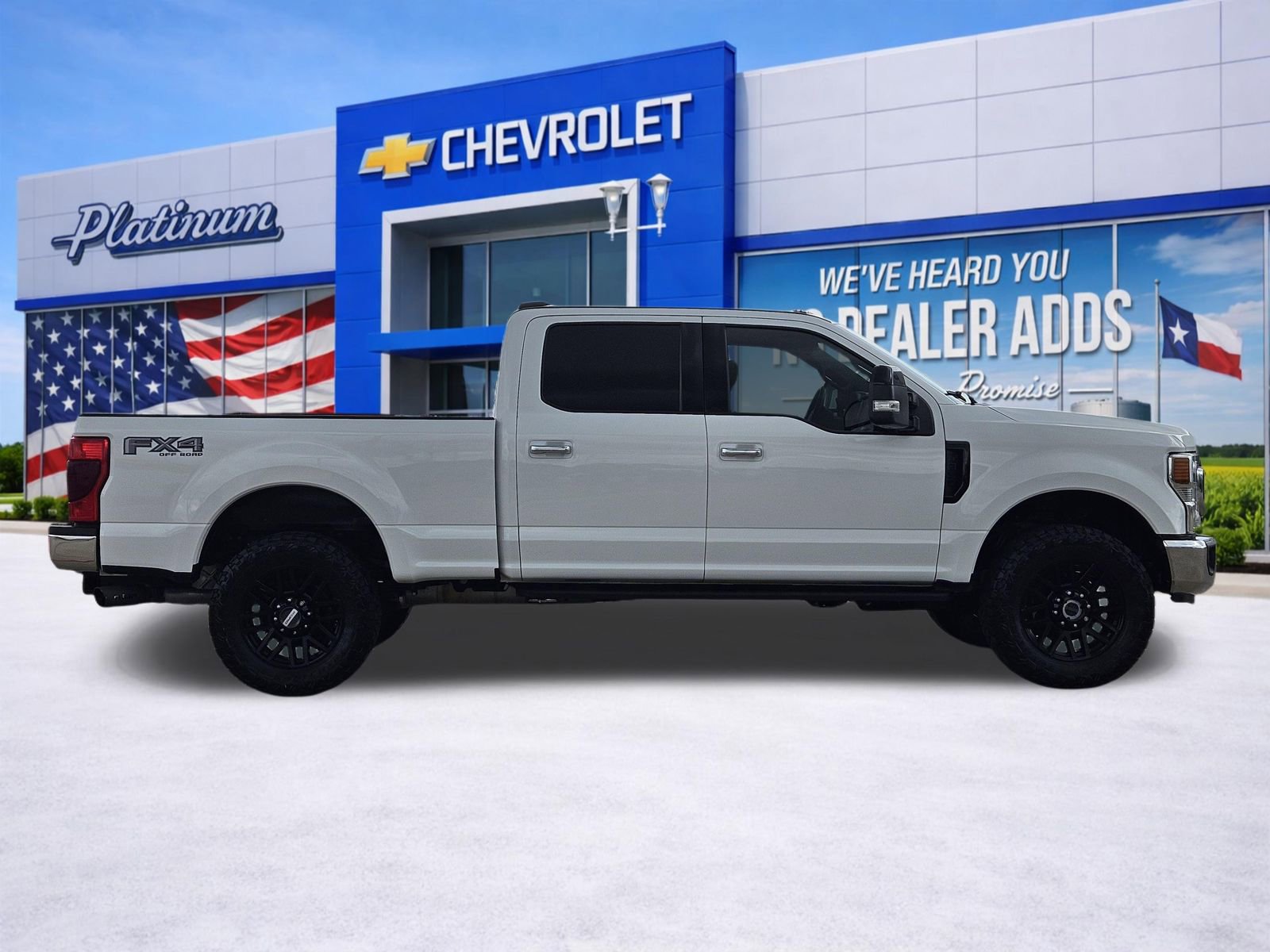 Used 2022 Ford F350 Lariat w/ Chrome Package image 7