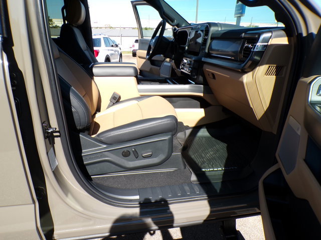 New 2026 Ford F250 Lariat w/ Lariat Ultimate Package image 38