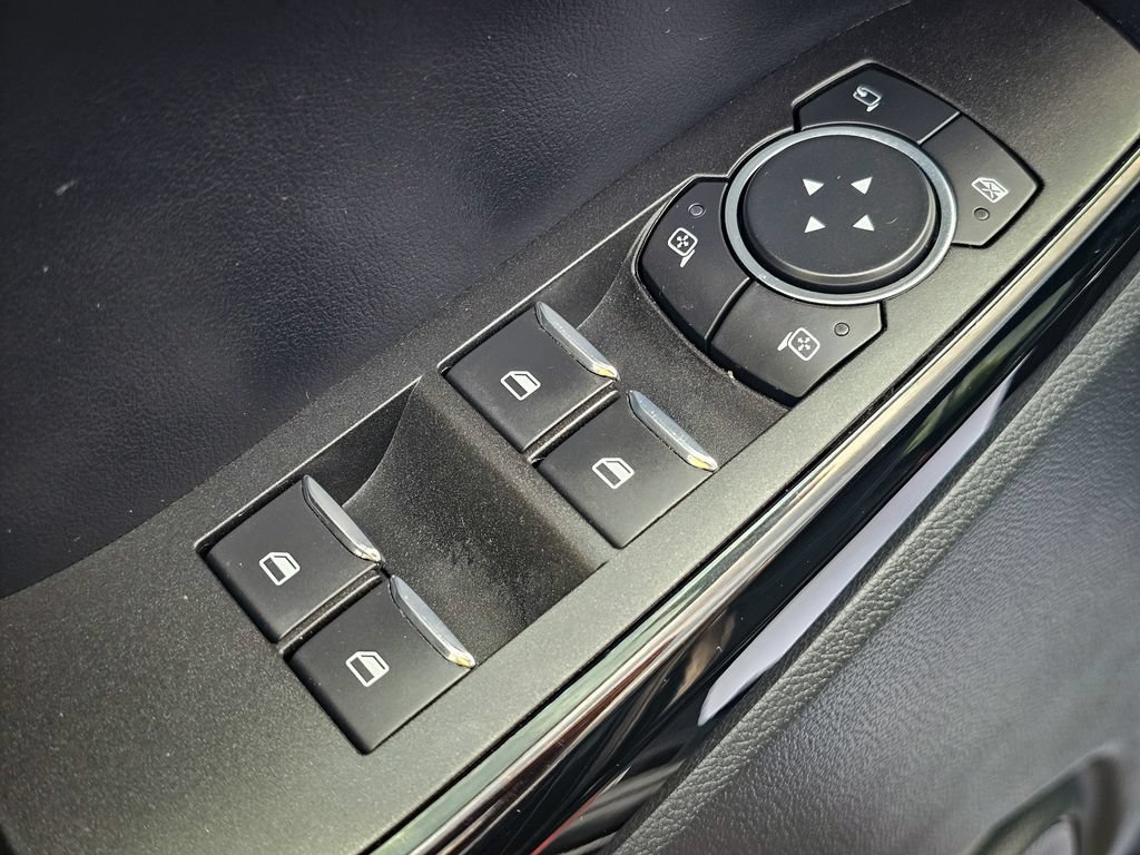 Used 2022 Ford Explorer ST w/ Equipment Group 401A AWD/4WD image 11