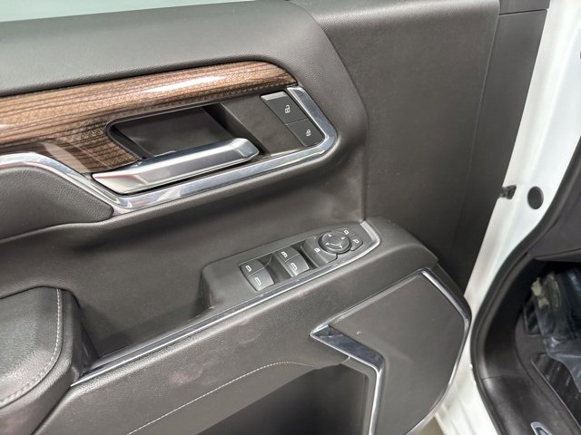 Used 2024 Chevrolet Silverado 1500 LT image 9