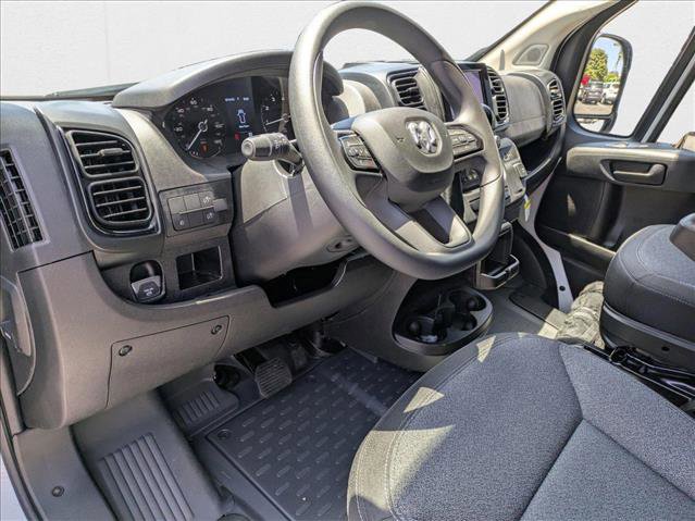 New 2025 RAM ProMaster 2500 w/ Convenience Group image 3