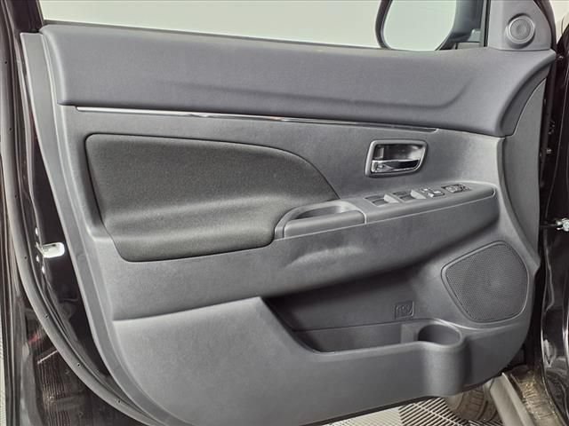 Used 2024 Mitsubishi Outlander Sport ES AWD/4WD image 19