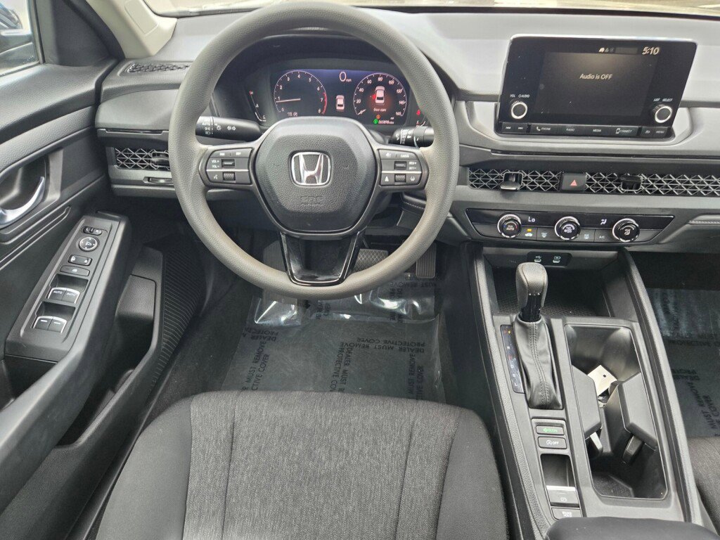 Used 2023 Honda Accord LX image 11