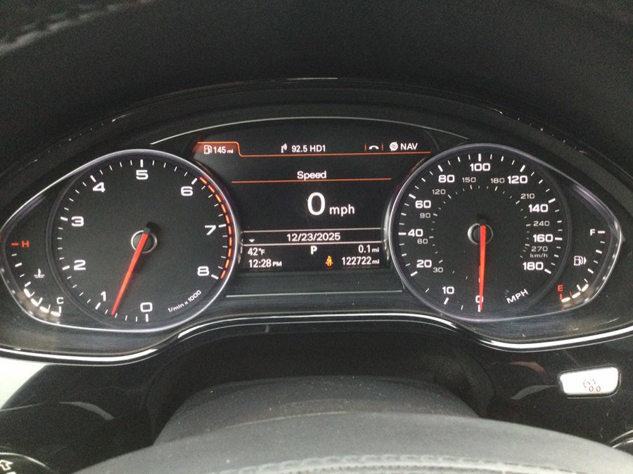 Used 2017 Audi A8 L 4.0T w/ Driver Assistance Package image 10