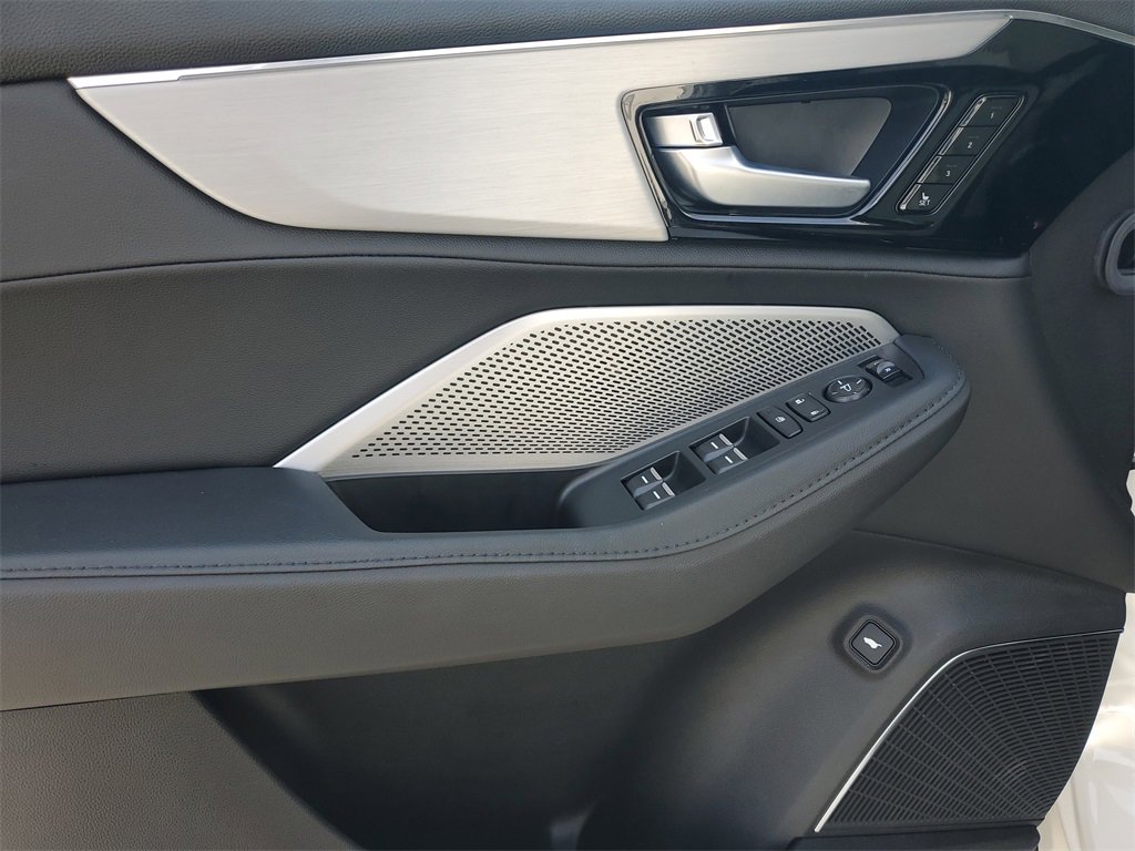 Certified 2025 Acura MDX FWD image 20