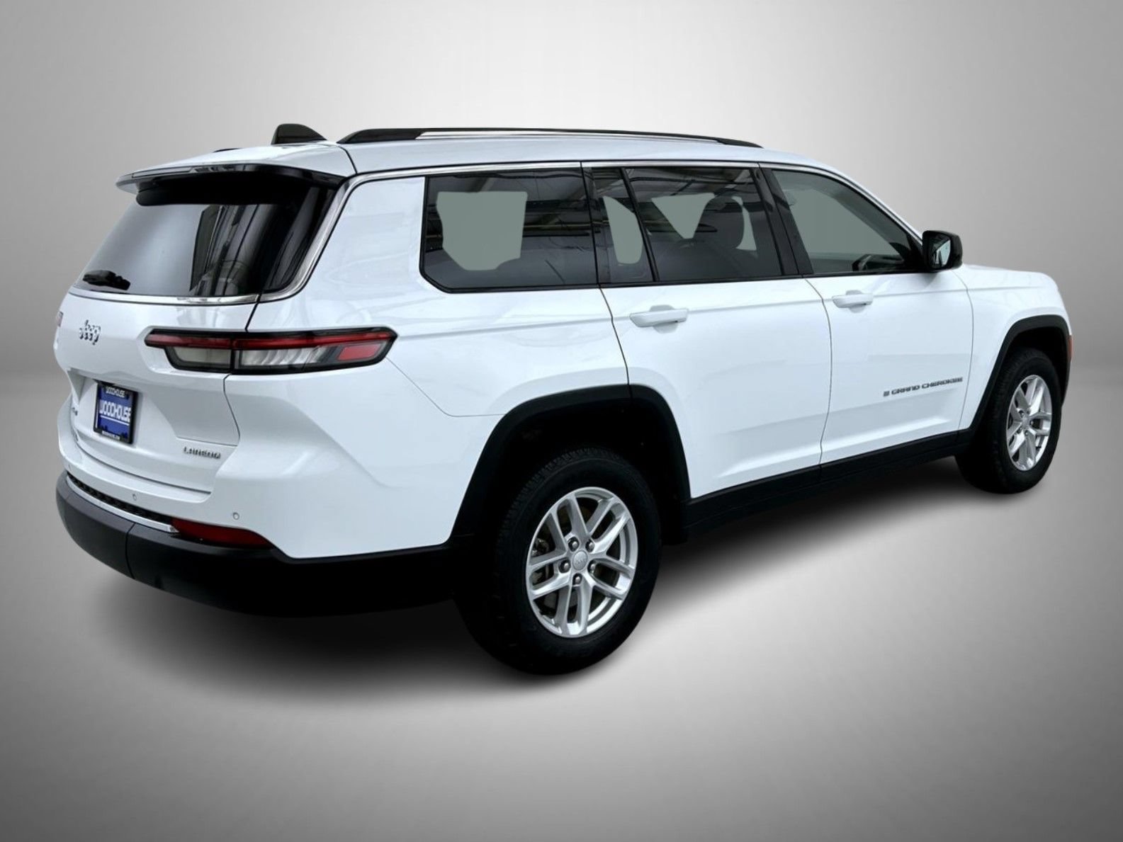 Used 2023 Jeep Grand Cherokee L Laredo AWD/4WD image 5