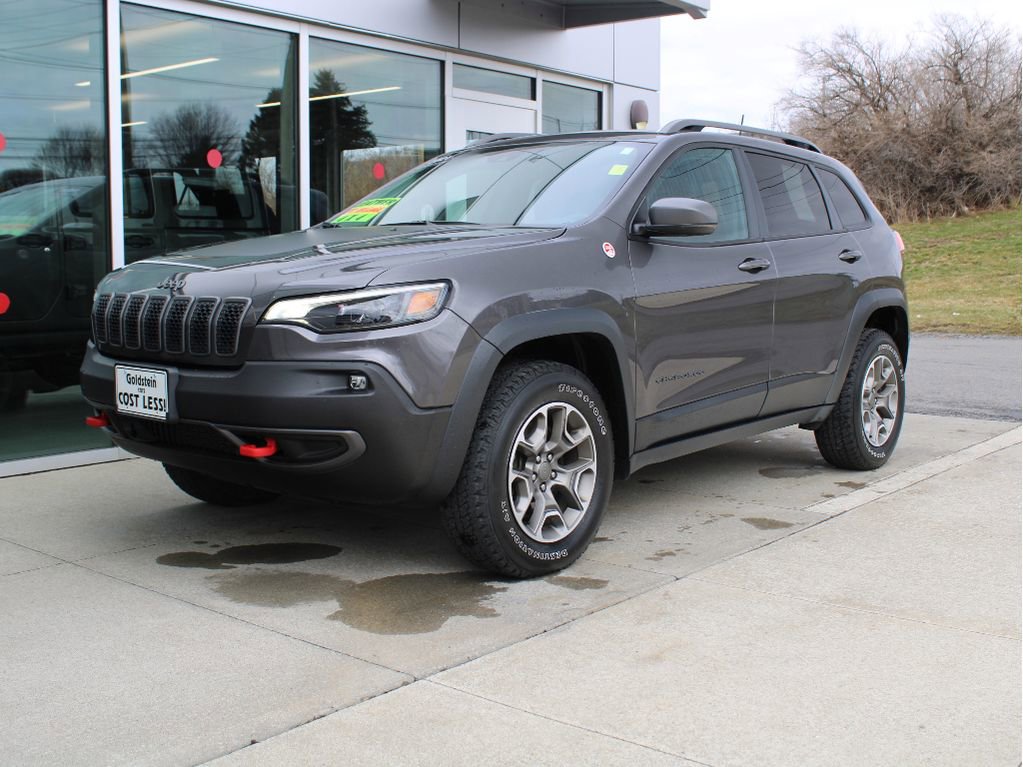 Used 2021 Jeep Cherokee Trailhawk image 3