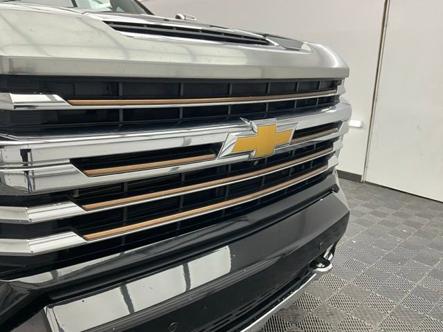 Used 2020 Chevrolet Silverado 2500 High Country w/ Z71 Off-Road Package image 28