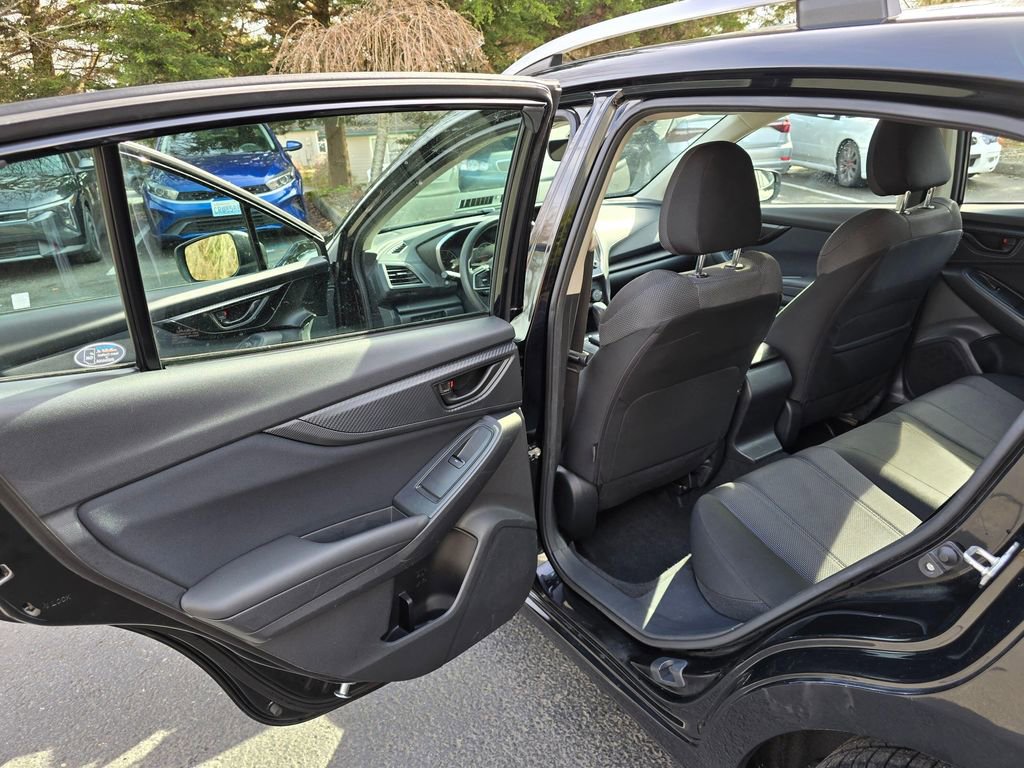 Used 2018 Subaru Impreza 2.0i Premium image 9