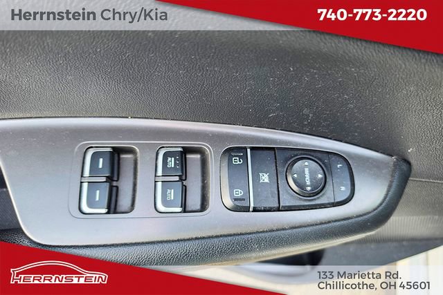 Used 2019 Kia Optima S image 15
