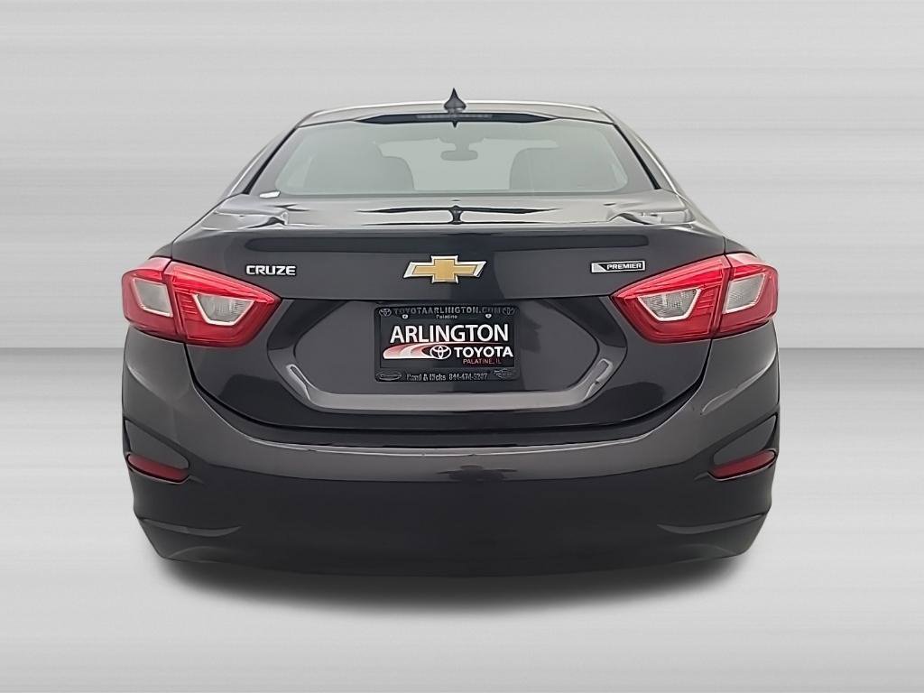 Used 2017 Chevrolet Cruze Premier FWD image 5