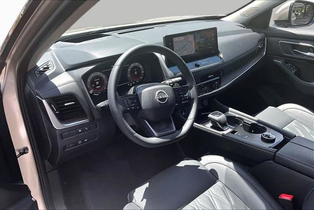 Certified 2026 Nissan Rogue Platinum w/ Platinum Premium Package AWD/4WD image 18